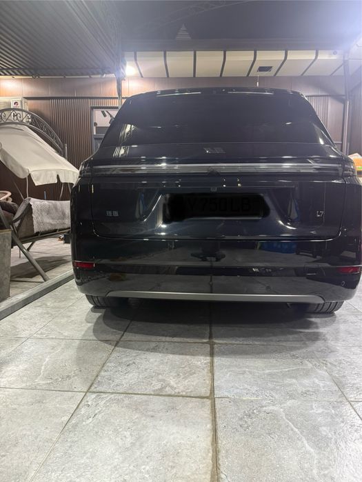 Продам свой авто Li  L7 ultra 2025