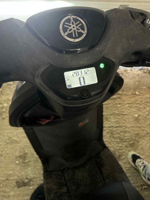 Vand scuter yamaha