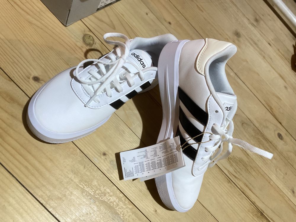 Маратонки adidas