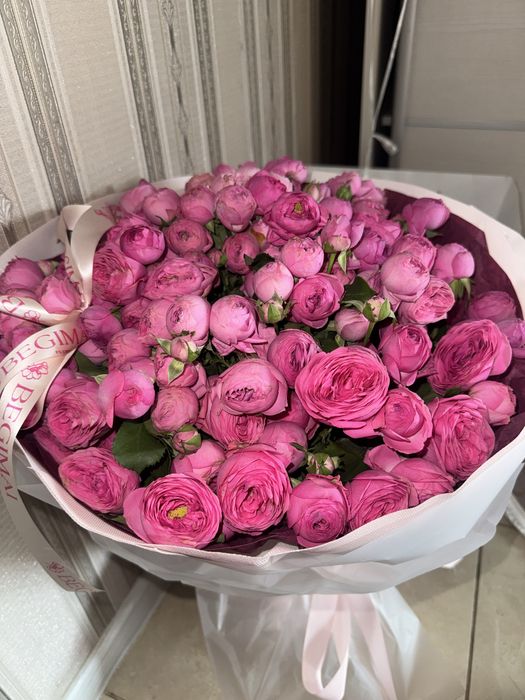 Кустовые розы цветы