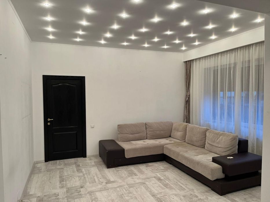 Vanzare casa central