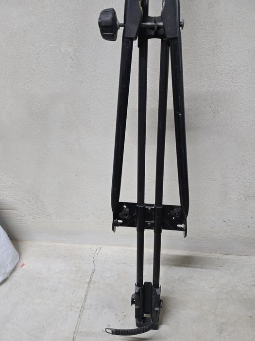 THULE авто стойка за велосипед