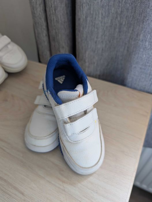 Маратонки Adidas