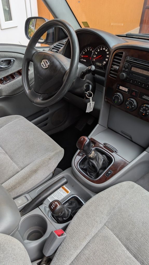 Vând Grand Vitara xL 2.0 diesel