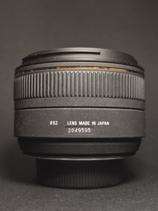 Твърд обектив за Никон Sigma 30 mm f 1.4