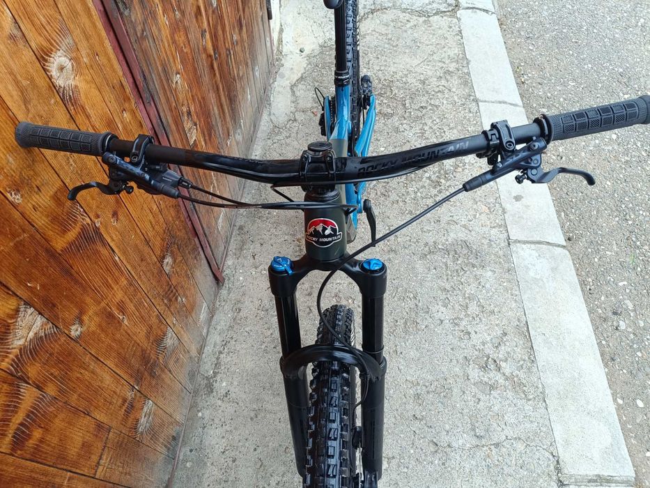 Rocky Mountain instinct 50 carbon 2023