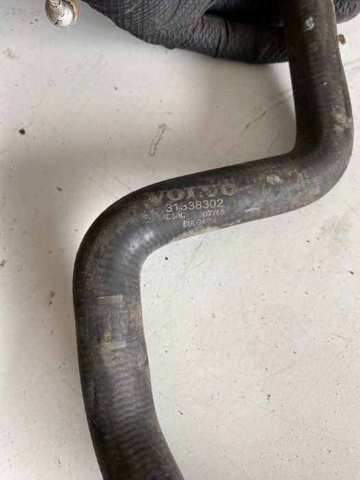 Furtun racitor ulei Volvo S60 V60 S90 V90 XC40 XC60 XC90 31338302 31338885