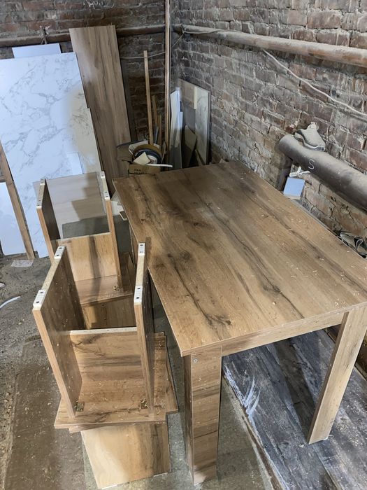 стол новый можно на заказ любой каличество