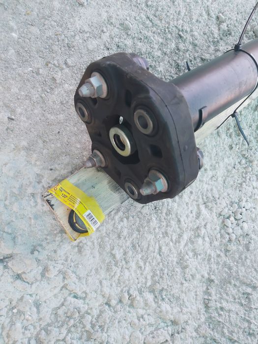 Кардан карданен вал Mazda cx60