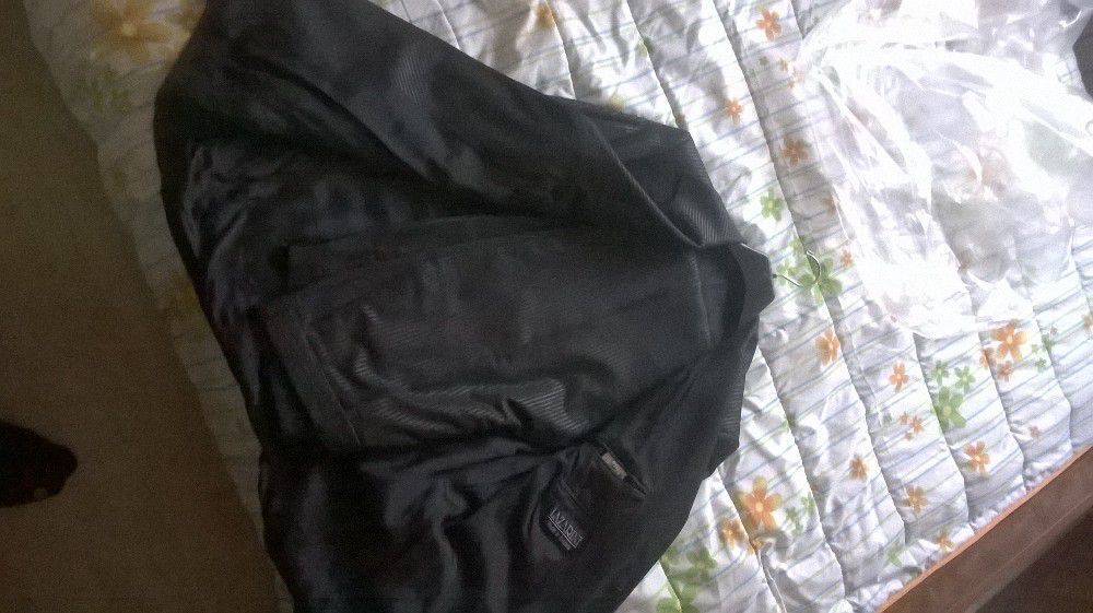 офицален костюм за офицални поводи