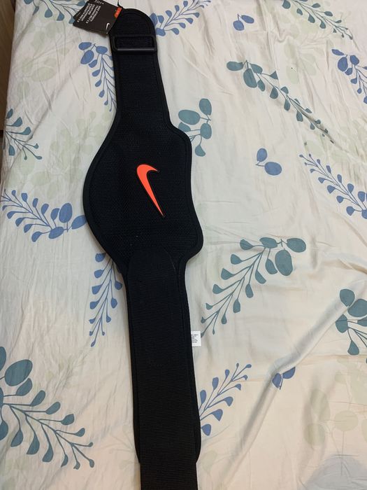 Nike колан за силови тренировки L размер