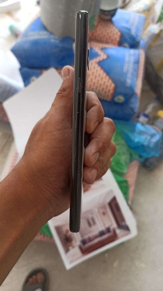 Samsung Note 9 128/6 Srochna sotiladi