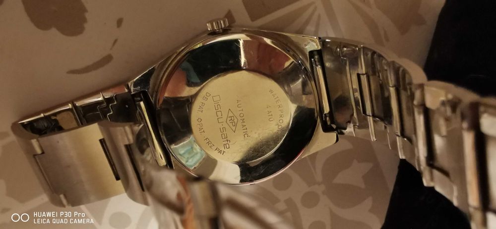 Ceas barbatesc Primato