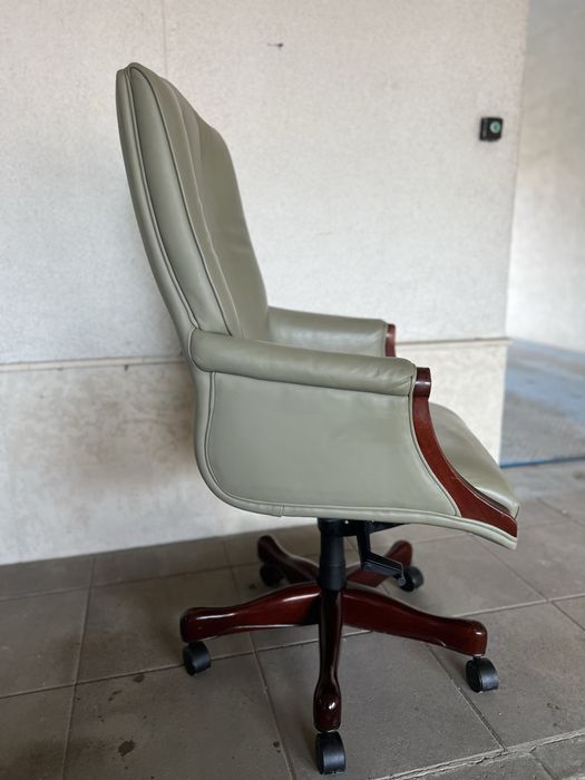 Конферентен офис  стол COUNCILL