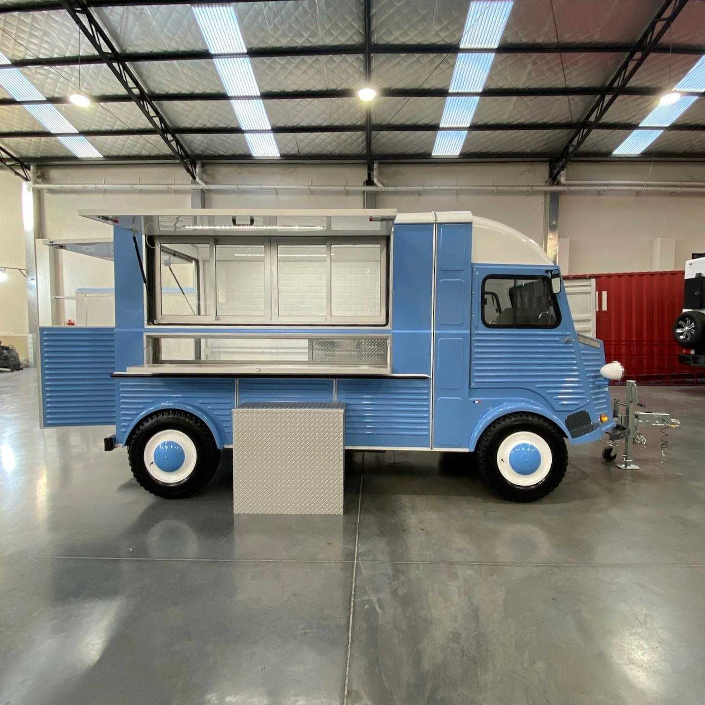 Мобилна кухня food truck FOOD TRAILER 4.6M