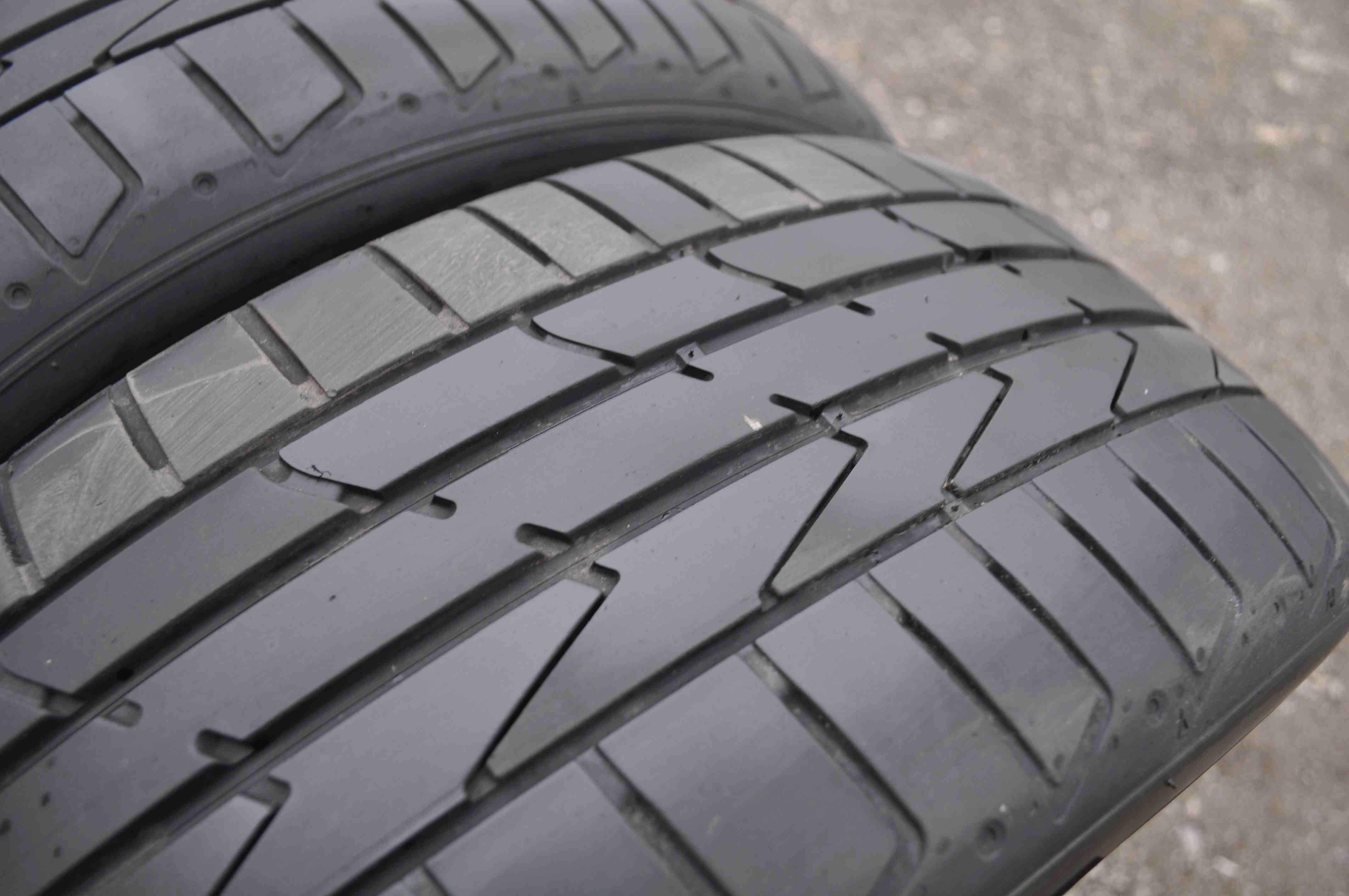 SET 2 Anvelope Vara 205/55 R17 HANKOOK VENTUS S1 EVO 2 91W