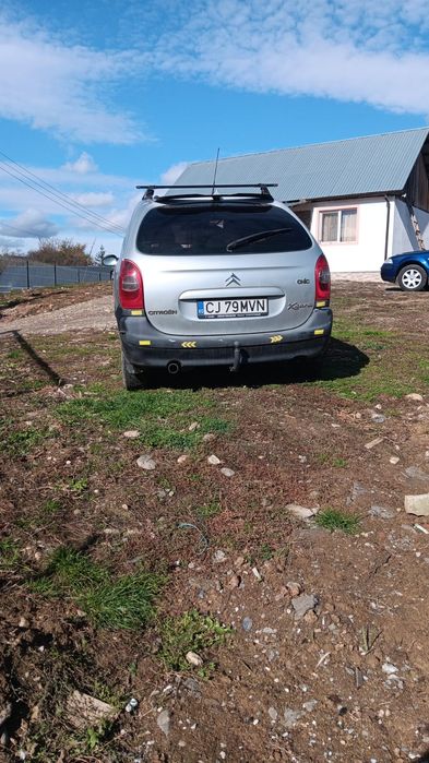 Vând citroen xsara picaso