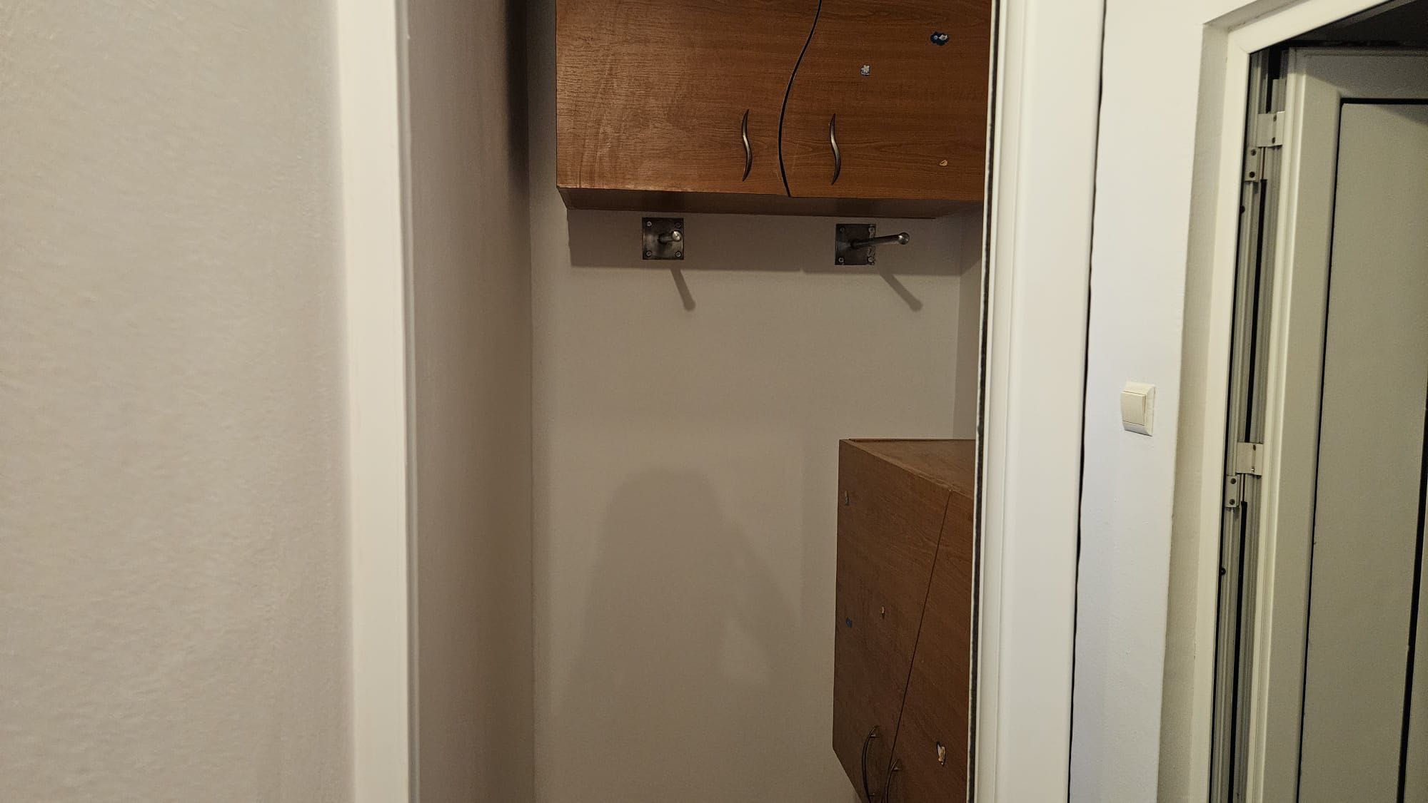 Vand apartament 2 camere