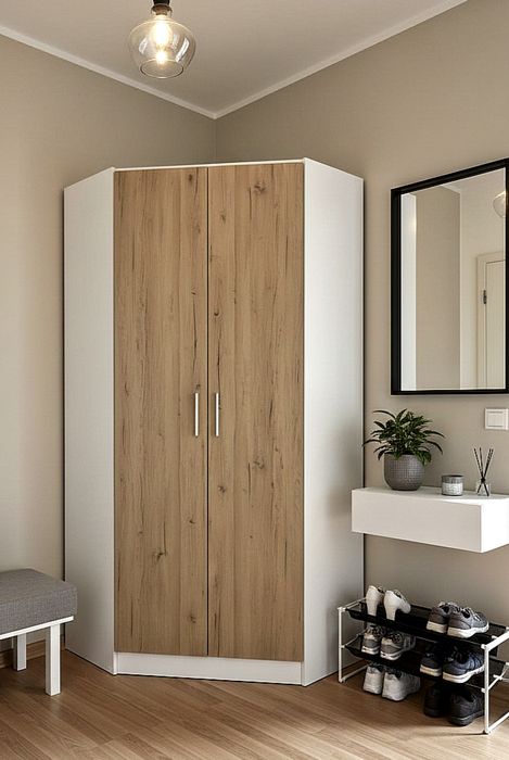 Шкаф угловой двухдверный