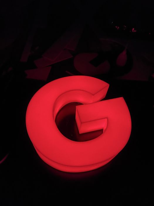 Tashqi Reklama & Poligrafya