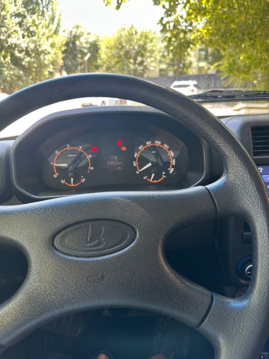 Продается автомобиль Niva 2121 urban