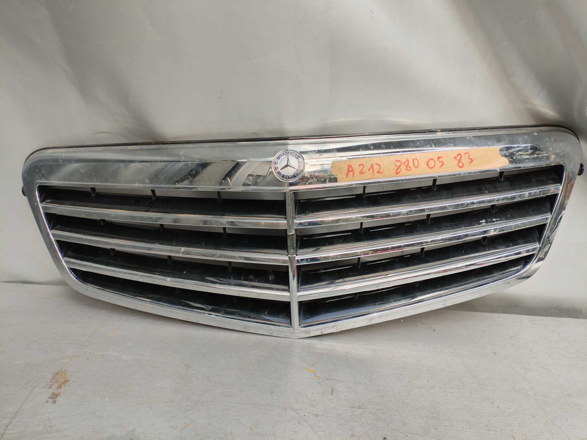 Грил решетка мерцедес W212 Mercedes W212