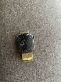 Apple watch SE, счупено стъкло