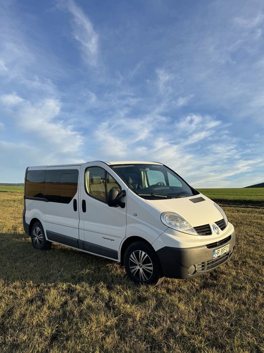 Reanult Trafic Passanger 2012