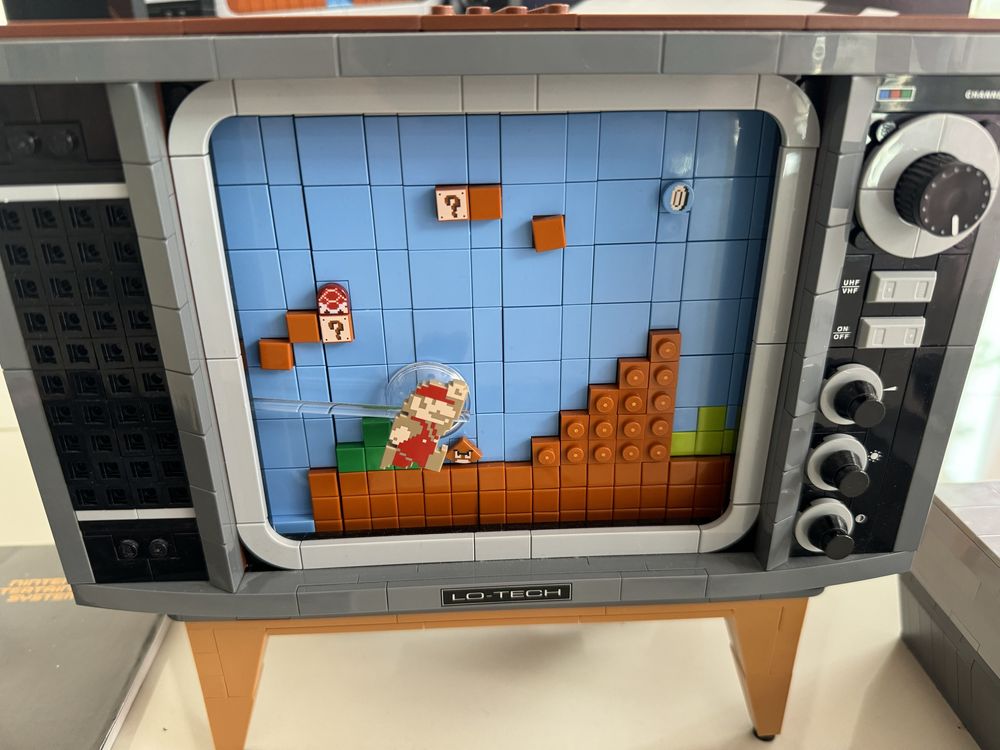 LEGO Super Mario - Nintendo Entertainment System 71374 & acumulator