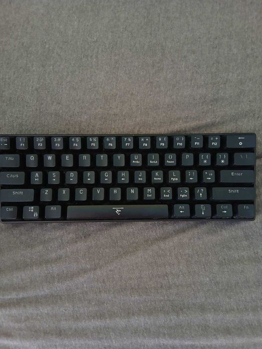 LED Клавиатура черна