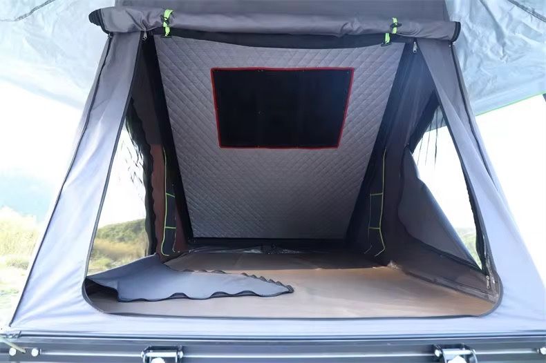 Cort auto Roof Top Hard-Shell pentru 2 persoane – montaj rapid