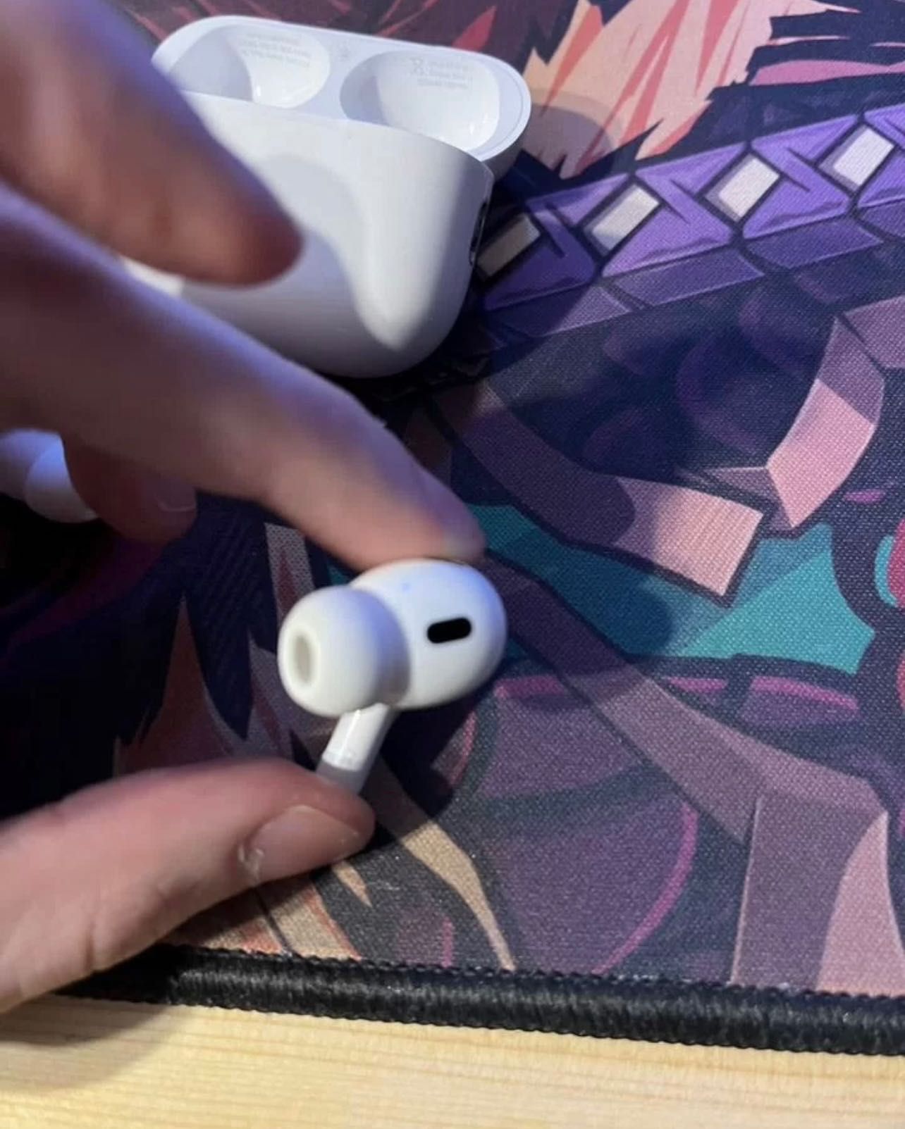 AirPods Pro 2 поддержка без проводной зарядки