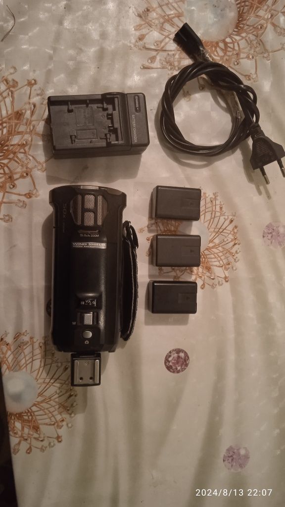Panasonic HC-V760 камера