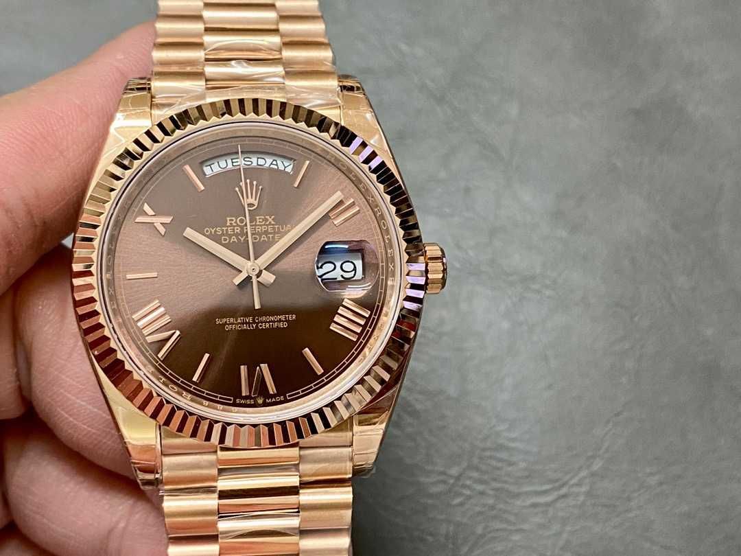 Rolex Day-Date 40mm Rose Gold Choholat