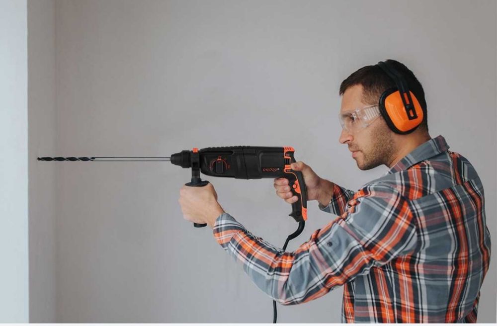 Обои, Галтели, плинтус, Перфоратор!