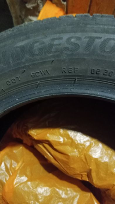 Гуми 195/60/16 Bridgestone