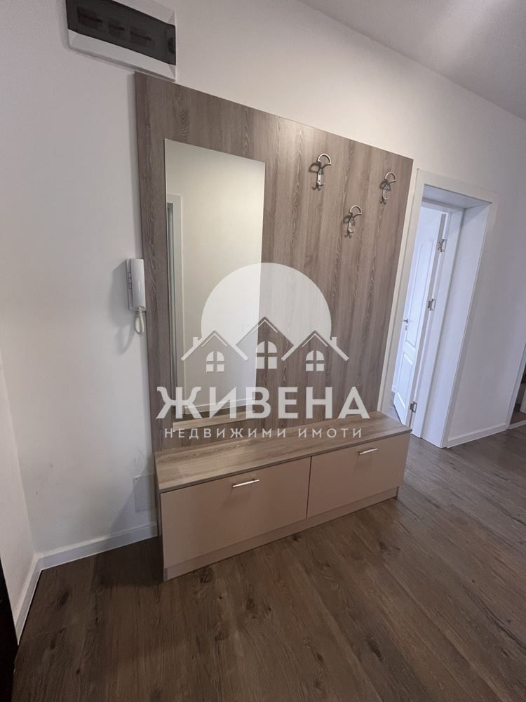 Продавам обзаведен 3-стаен апартамент, кв. Бриз, 119 кв.м