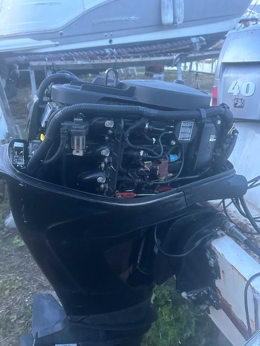 Извънбордов двигател Mercury Mariner FourStroke EFI 40 к.с.