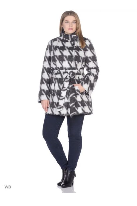 Новое. Стильное пальто. Россия Сократ. На Изософте