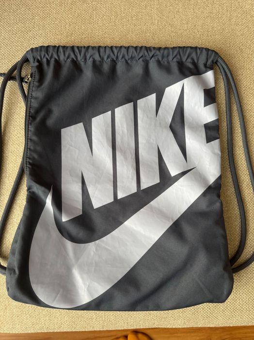 Дамска раница Nike