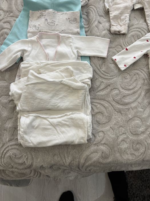 Дрехи за момиче 0-3