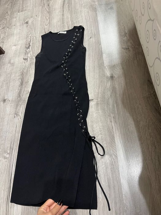 Рокля и пола нови