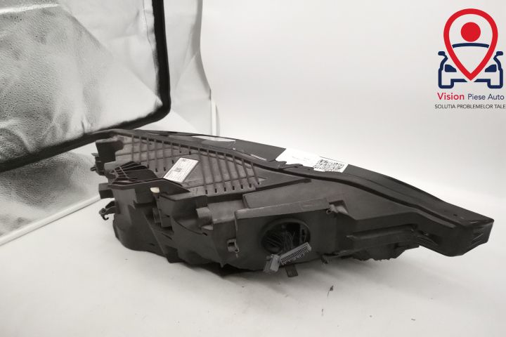 Ляв фар Оригинален Пълен Led Авариран Волво / Volvo XC60 2 [2017, 2018