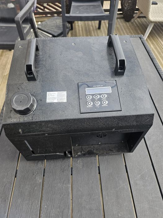 Dispozitiv divertisment bubble cu efect de led ceață.