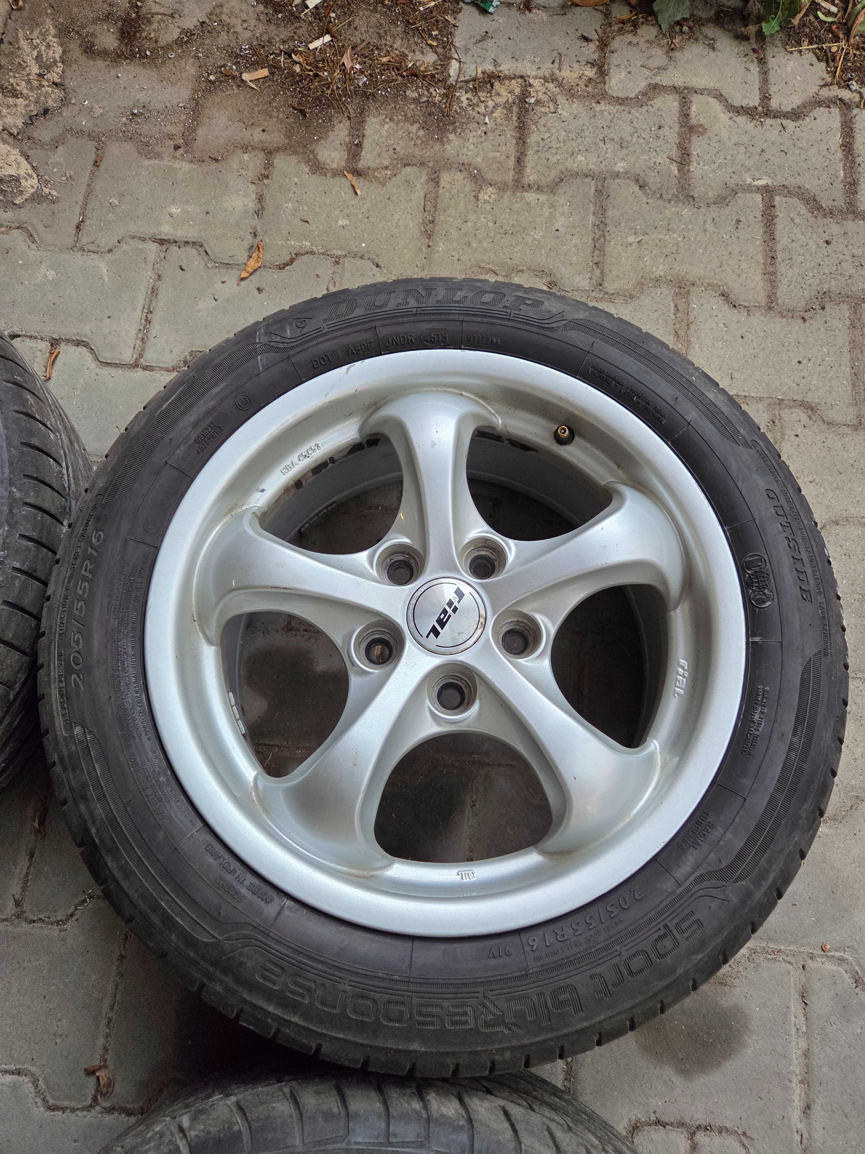 Джанти с гуми Rial 16 x 7.5J 5x114.3 205/55/R16