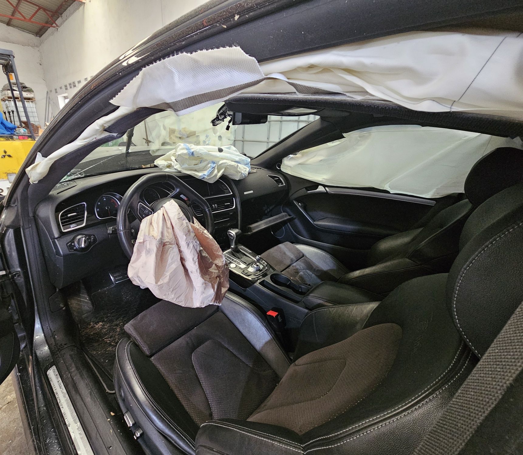 Avariat , Audi A5 Facelift, 3 ×S Line Quattro, bang & olufsen , lovit