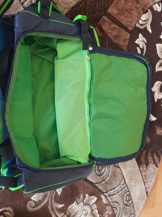 Kit Heineken: geanta + minge cu pompa + tricou