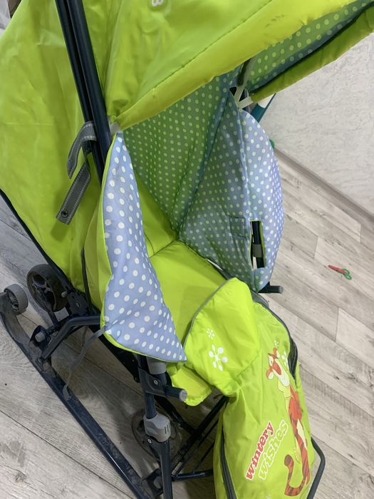 Продам санки в хорошем состоянии