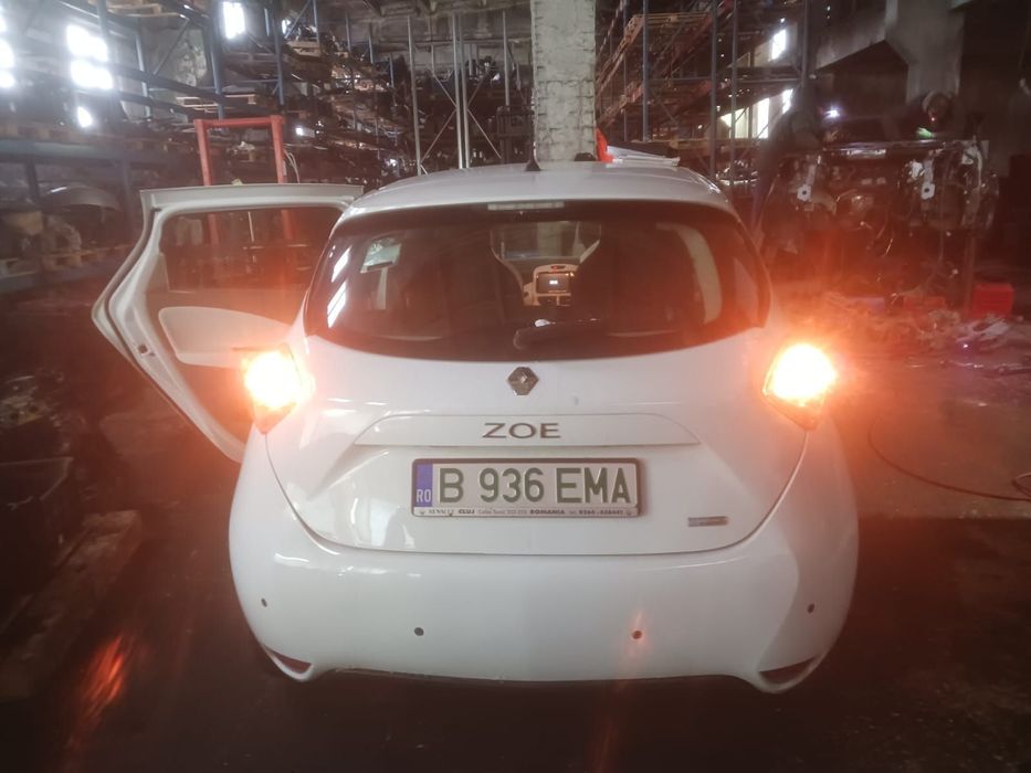 Dezmembrez Renault Zoe 1 [2012 - 2020] 5AQ601