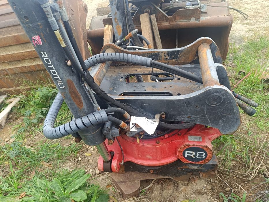 Cupă excavator+Rotolit , cupă taluz,cuplaj rapid.